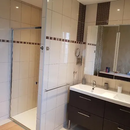 Champagne Colombey-les-deux-Églises